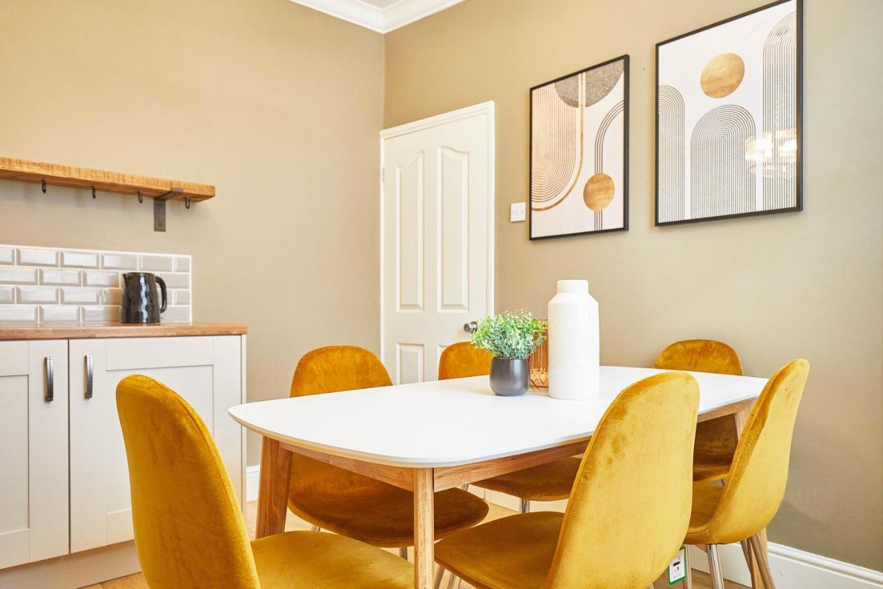 Host & Stay - Custard Cottage Уитби Екстериор снимка